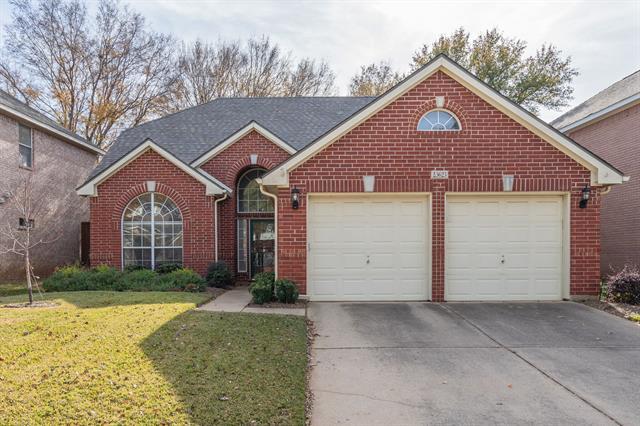 3623 Appalachian Way in Flower Mound, TX - Foto de edificio