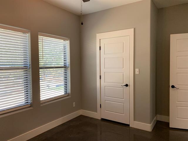 property at 610 E Shepherd St