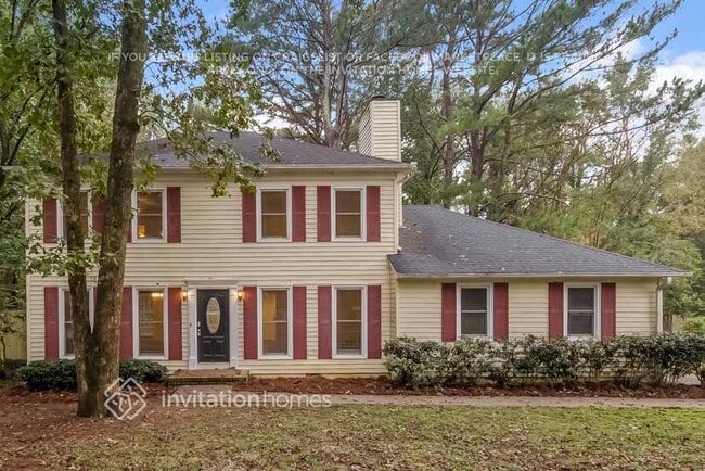 property at 945 Daisy Ct NW