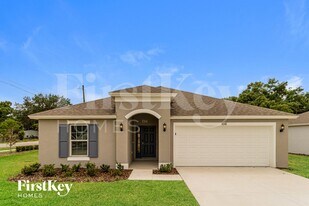 104 Southern Breeze Lp in Winter Haven, FL - Building Photo