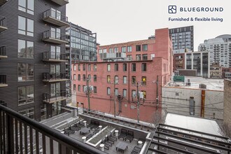 411 W Chicago Ave, Unit SI FL4-ID1036 in Chicago, IL - Building Photo - Building Photo