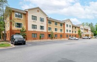 Furnished Studio - Asheville in Asheville, NC - Foto de edificio - Building Photo