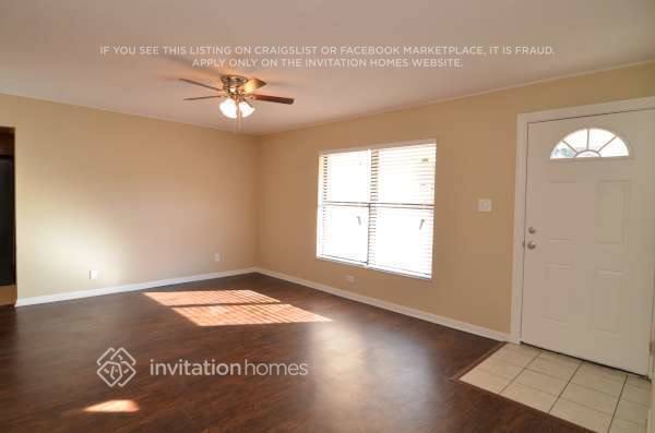 2417 Devonwoode Pl in Seffner, FL - Foto de edificio - Building Photo