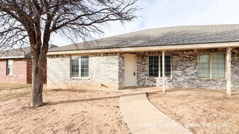 3208 111th St in Lubbock, TX - Building Photo