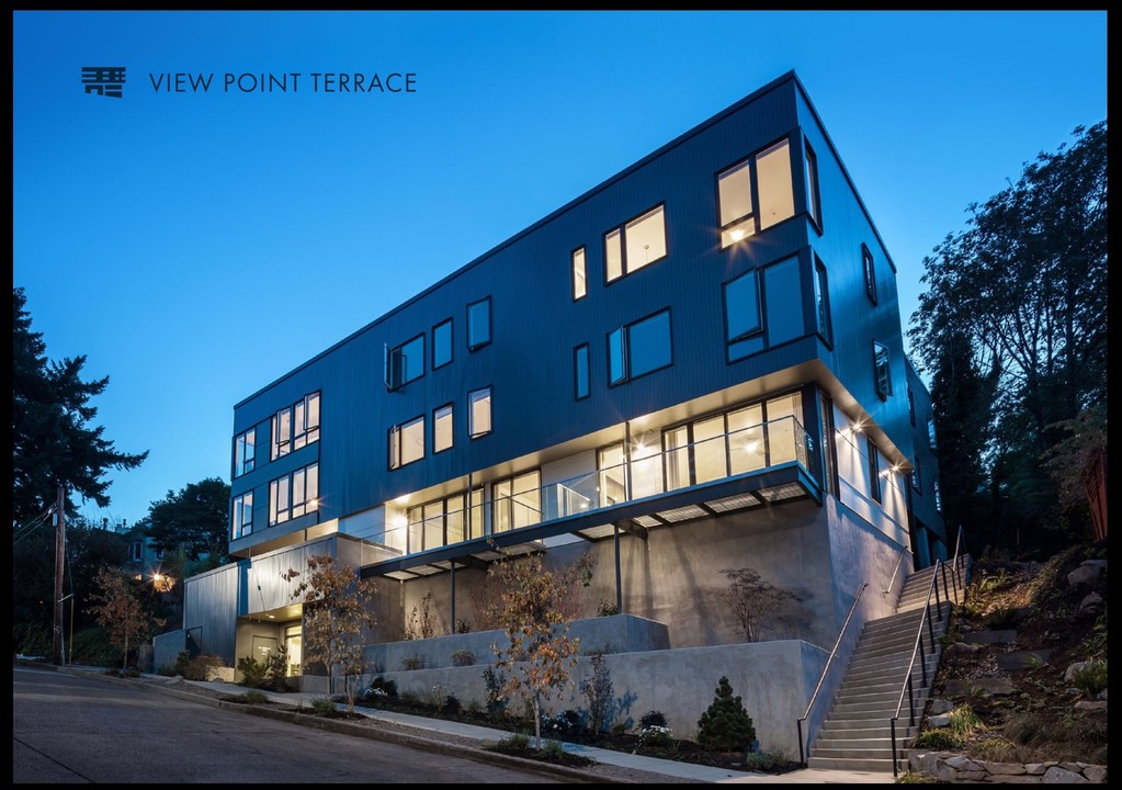 View Point Terrace Apartments in Portland, OR - Building Photo