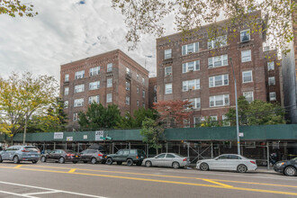 224 Highland Blvd in Brooklyn, NY - Building Photo - Building Photo