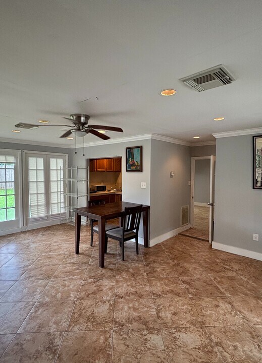 3115 Westerland Dr in Houston, TX - Building Photo