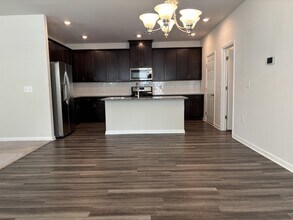 301 Wilbur Lake Dr in Fuquay Varina, NC - Building Photo - Building Photo