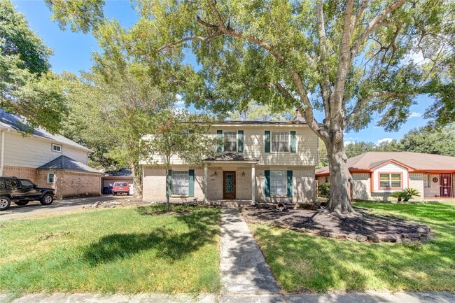 property at 17206 Seven Pines Dr