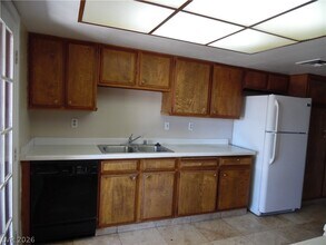 4411 W Sirius Ave in Las Vegas, NV - Building Photo - Building Photo