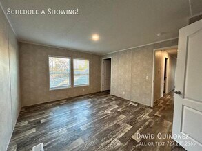 4614 E Old Trail Rd in Columbia City, IN - Building Photo - Building Photo