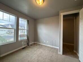 1433 Dairy Ln in Lindon, UT - Building Photo - Building Photo