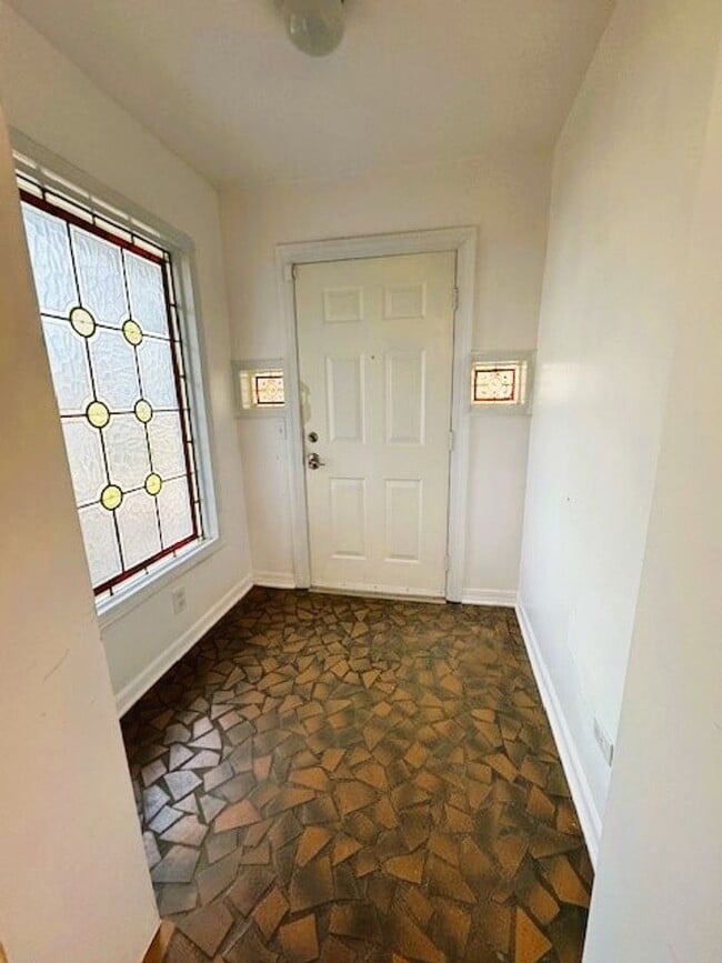 405 N Holden Rd in Greensboro, NC - Building Photo - Building Photo