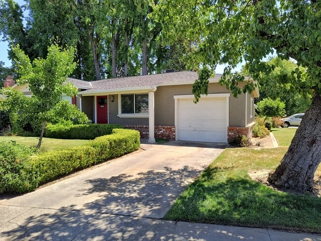 property at 3811-3813 Erlewine Cir