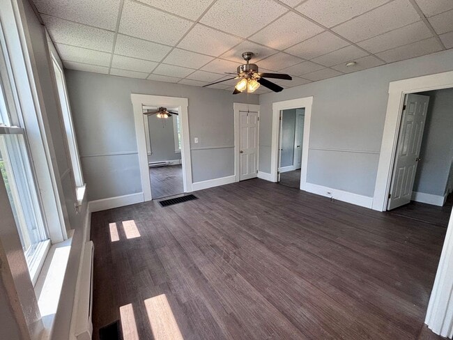 103 Wakefield St in Rochester, NH - Building Photo - Building Photo