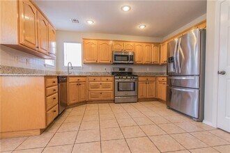 3903 SW Cherry Rd in Bentonville, AR - Building Photo - Building Photo