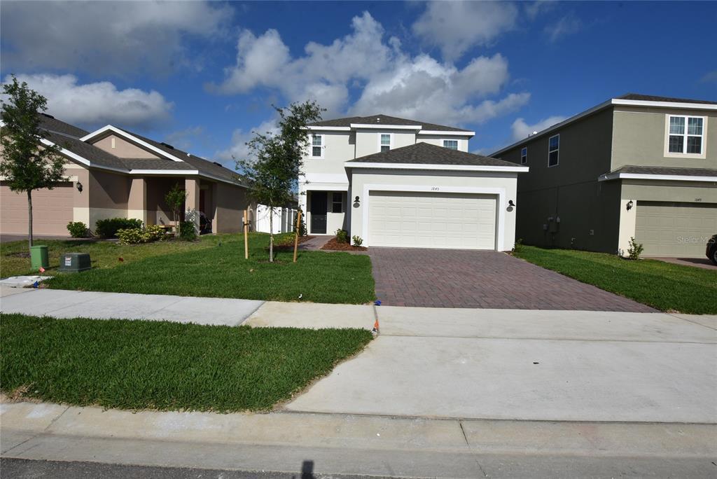 1845 Ross Hammock Ave in Groveland, FL - Building Photo