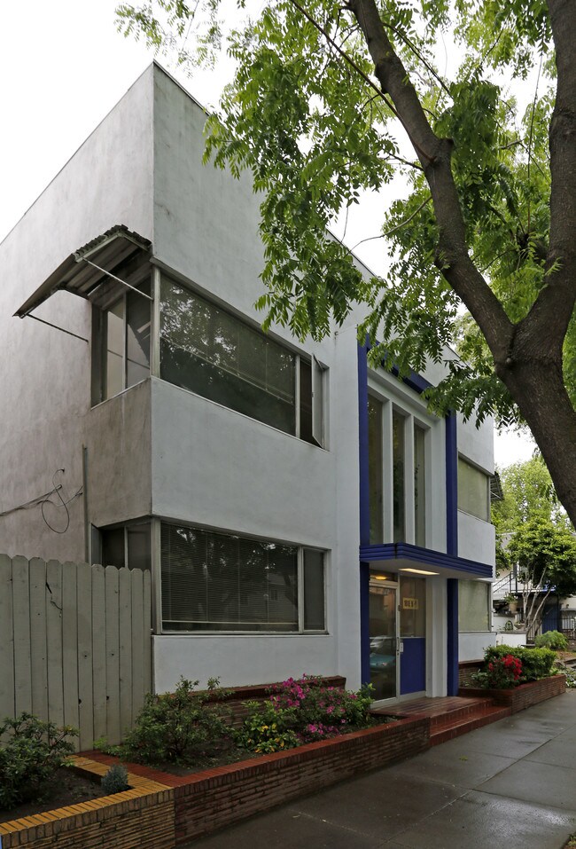 1818 N St in Sacramento, CA - Foto de edificio - Building Photo