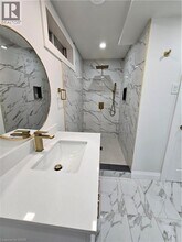 54 Trevi Rd in Hamilton, ON - Building Photo - Building Photo