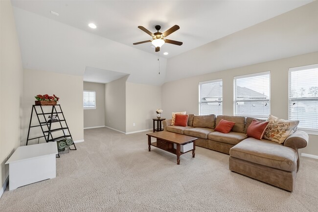 property at 10 Cayuga Pond Ct