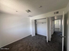 4332 W Ocotillo Rd in Glendale, AZ - Building Photo - Building Photo