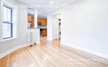 1507 W Sherwin Ave in Chicago, IL - Building Photo - Building Photo