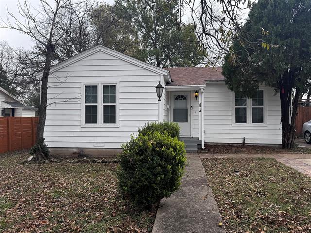 3914 Shelley Blvd in Dallas, TX - Building Photo