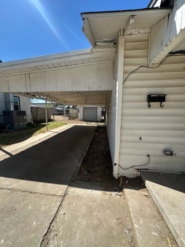 2106 S Pierce St in Amarillo, TX - Building Photo - Building Photo