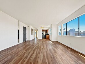 250 Avenida Montalvo in San Clemente, CA - Building Photo - Building Photo