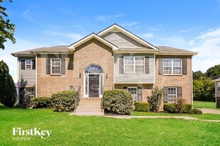 3426 N Henderson Way in Clarksville, TN - Building Photo