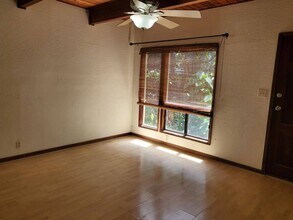 47-334 Waihee Rd, Unit LOWER in Kaneohe, HI - Building Photo - Building Photo