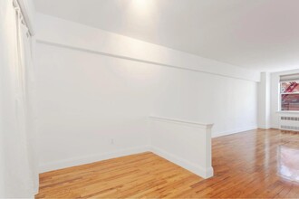 855 E 7th St in Brooklyn, NY - Building Photo - Building Photo