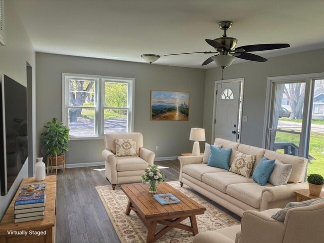 37863 Harper Ave in Beach Park, IL - Foto de edificio - Building Photo
