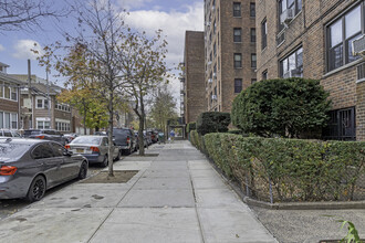 2835 Webb Ave in Bronx, NY - Building Photo - Building Photo