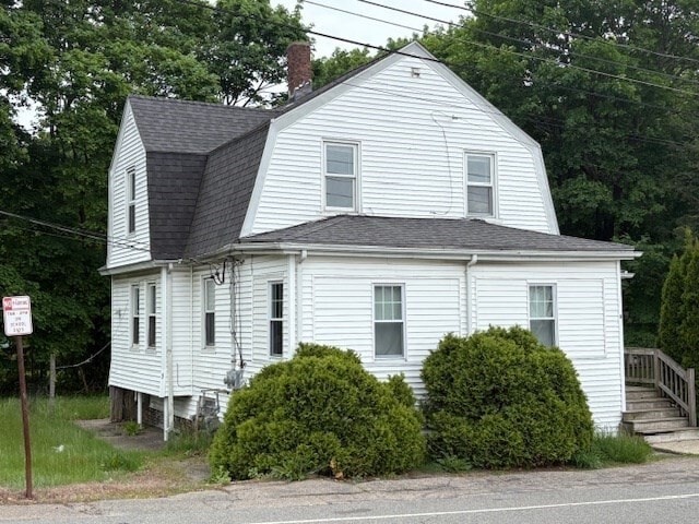 property at 8 Adams St