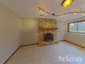 4905 Independence St in Maple Plain, MN - Building Photo - Building Photo