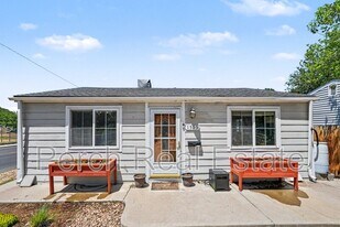 1595 W Maple Ave in Denver, CO - Building Photo