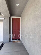 349 Terra Mia Ave in Tracy, CA - Building Photo - Building Photo