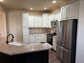 20246 Gaines Ct in Bend, OR - Building Photo - Building Photo