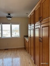 12 Boulevard Dr in Danbury, CT - Building Photo - Building Photo