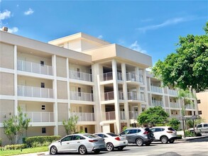 2601 S Course Dr in Pompano Beach, FL - Building Photo - Building Photo