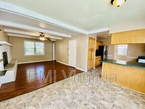6105 Prairie Ct in Virginia Beach, VA - Building Photo - Building Photo