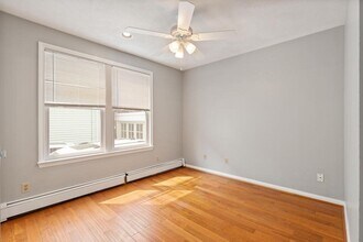 44 Sunset Rd, Unit 1 in Somerville, MA - Building Photo - Building Photo