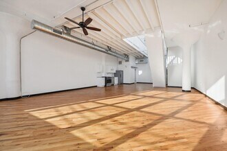 2 Union St, Unit 2K in Jersey City, NJ - Foto de edificio - Building Photo