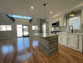 125 Hillcrest Pl in North Bergen, NJ - Building Photo - Building Photo