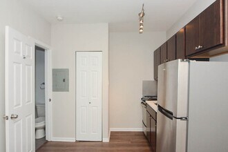 1627 N Humboldt Blvd in Chicago, IL - Building Photo - Building Photo