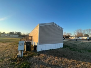 100 Harvest Ln in Goldsboro, NC - Building Photo - Building Photo