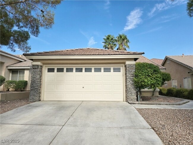 1825 Lyell Canyon Ln in Las Vegas, NV - Building Photo - Building Photo