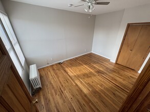 70 Carleton Ave, Unit 3 in Central Islip, NY - Building Photo - Building Photo