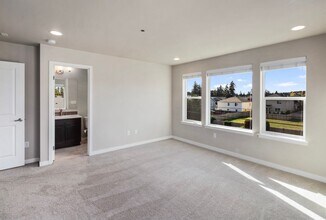 17825 22nd Ave E in Tacoma, WA - Building Photo - Building Photo